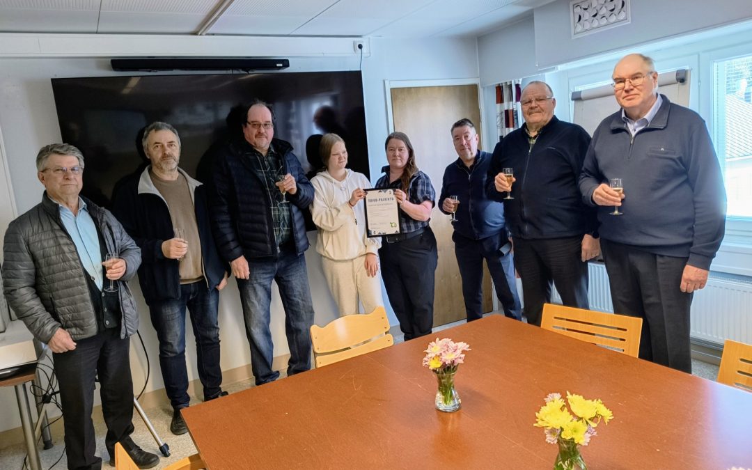 Toivo-palkinto Luopioisten Linjan henkilökunnalle
